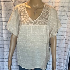 NWT blouse Velvet by Graham & Spencer